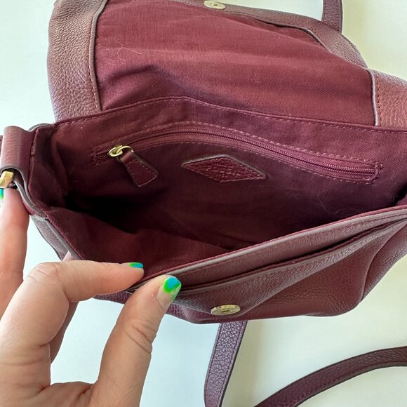Fossil • Preston Burgundy Wine Leather Flap Crossbody Purse - Picture 14 of 15